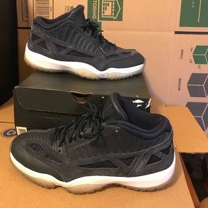 Nike Jordan 11 ie low obsidian